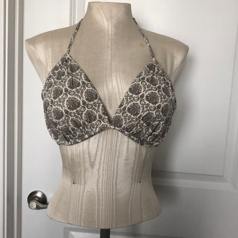 SOLD. Underwire Lands’ End halter bikini top 12